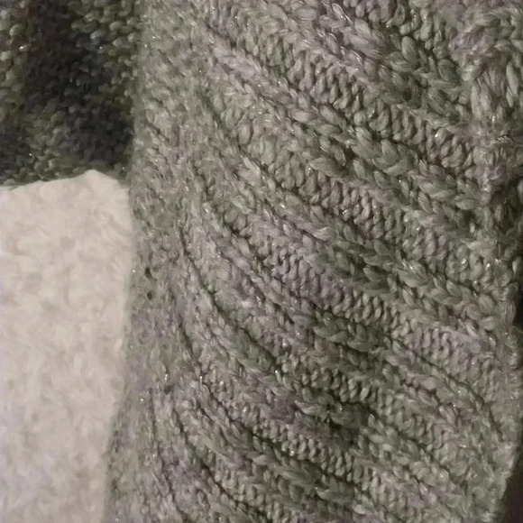 Decree Gray with Silver Metallic Threads Open Cardigan Size M - Picture 5 of 15
